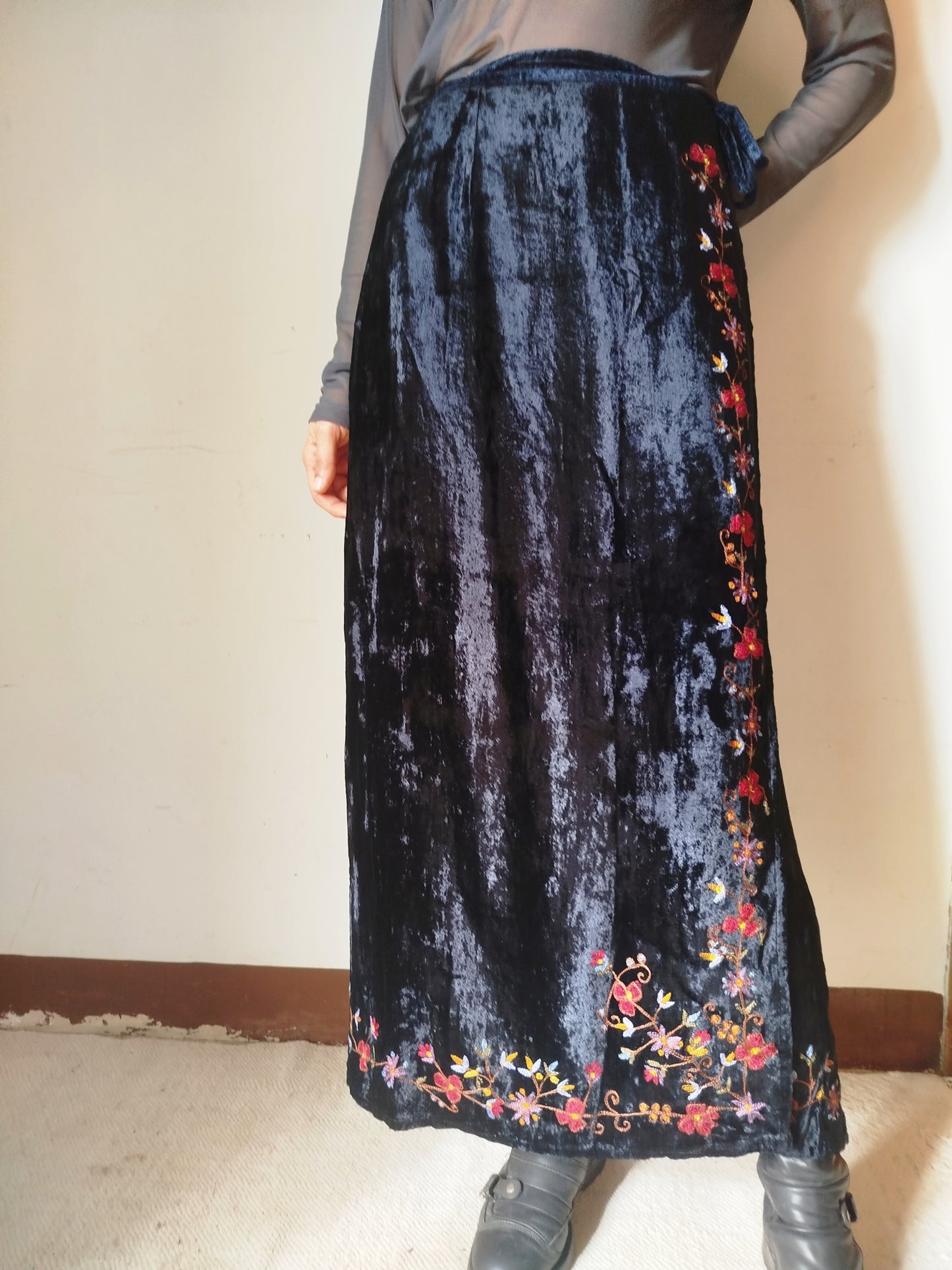 Gonna velluto nero a portafoglio