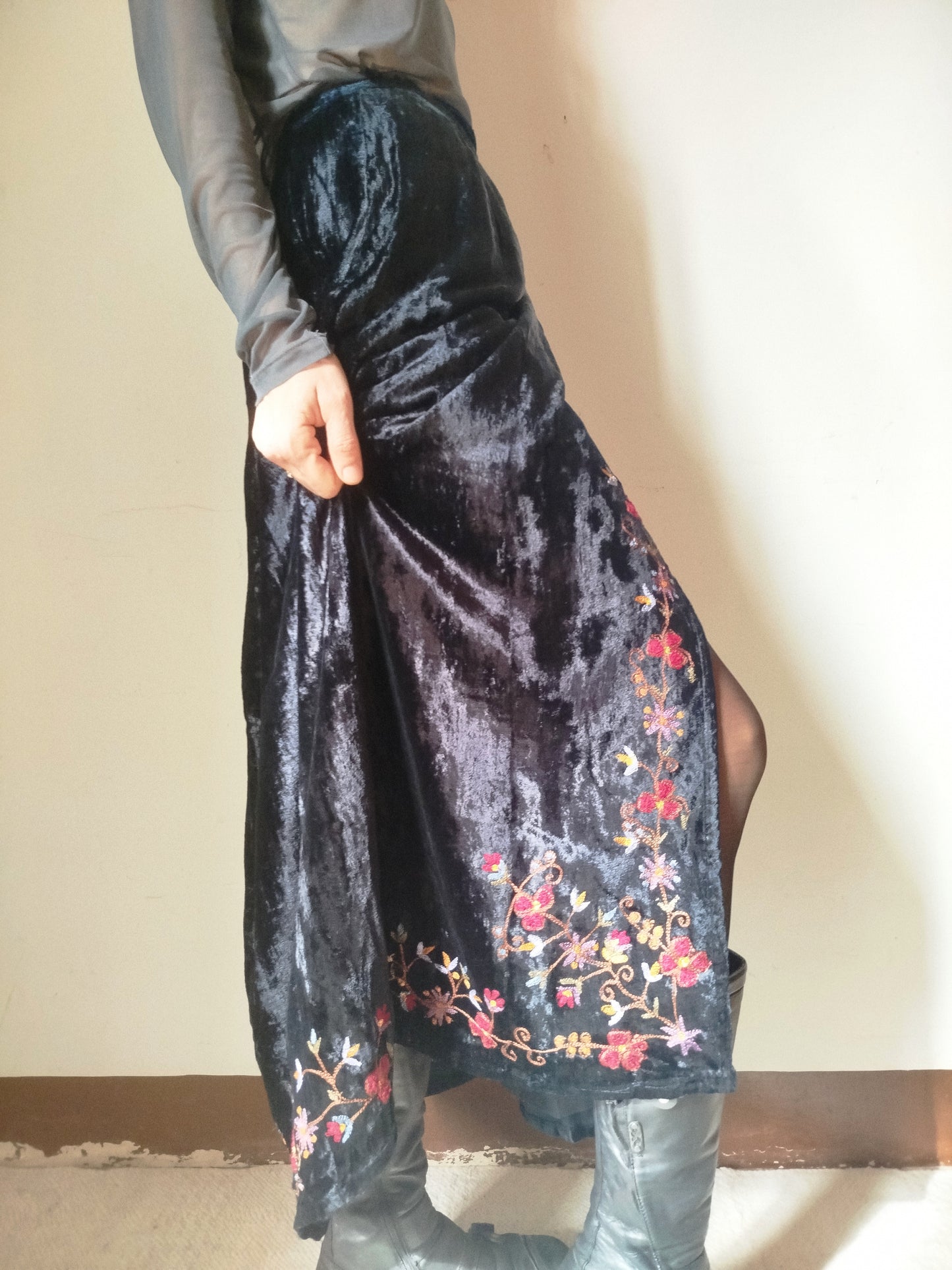 Gonna velluto nero a portafoglio